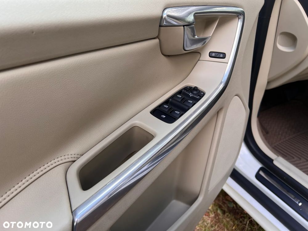 Volvo XC 60 T6 AWD Edition Pro - 8