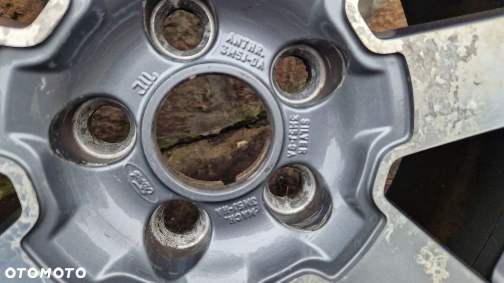 Ford Mondeo Mk3 Felgi aluminiowe 17,5Jx18 5x108 - 4