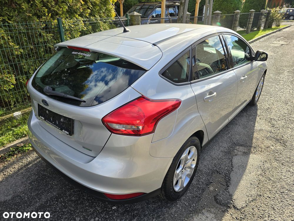 Ford Focus 1.0 EcoBoost Trend Edition - 9