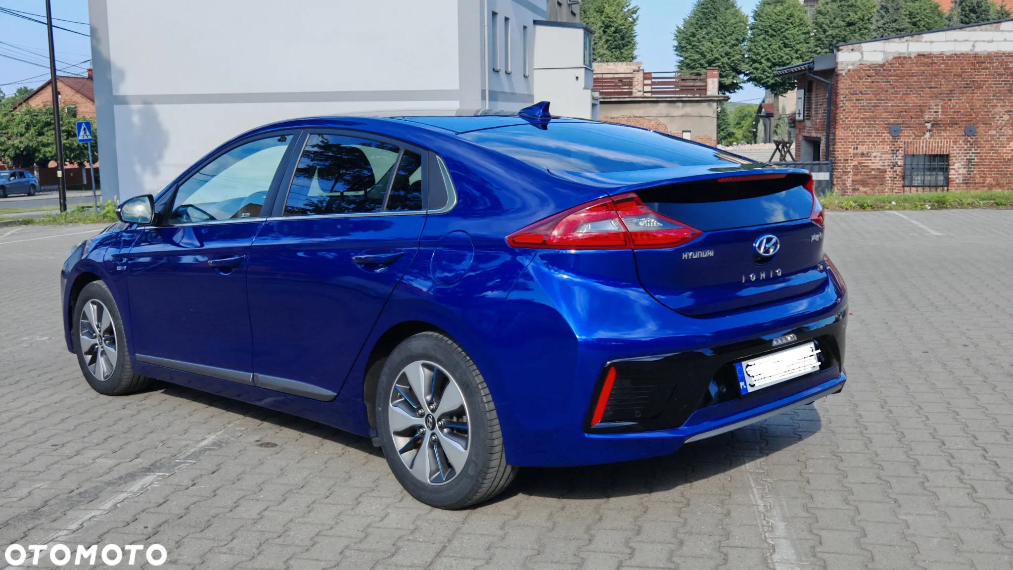 Hyundai IONIQ Plug-in-Hybrid 1.6 GDI Premium - 2