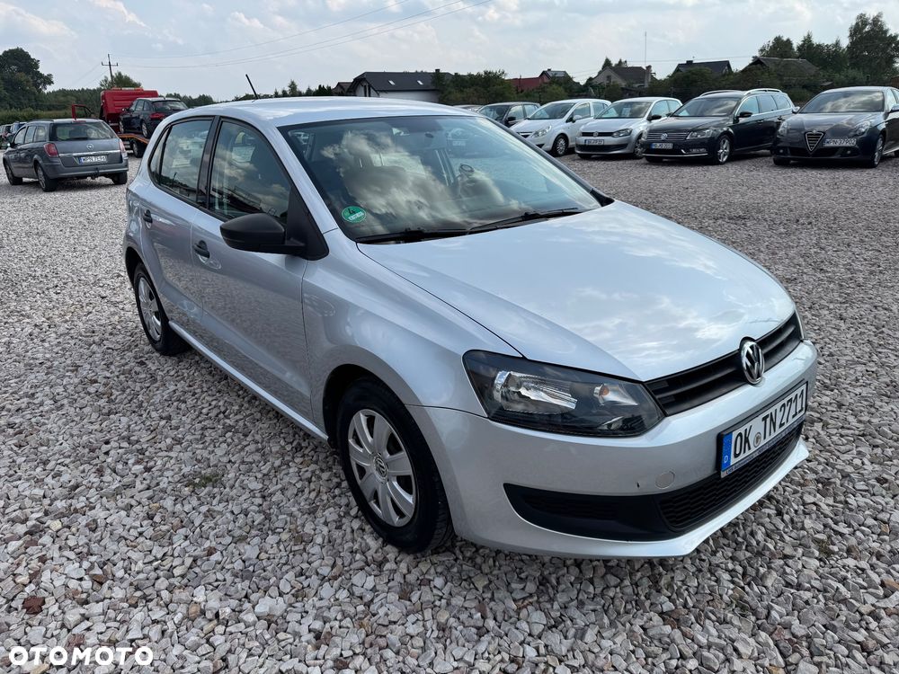 Volkswagen Polo - 2