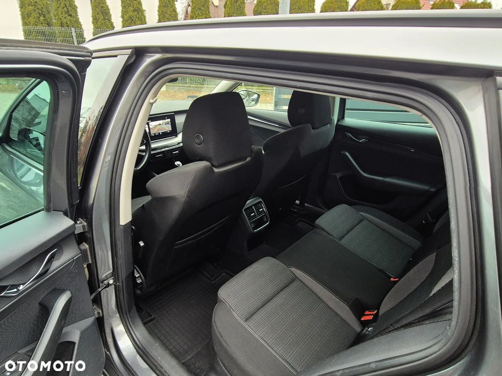 Skoda Octavia 2.0 TDI Ambition - 12