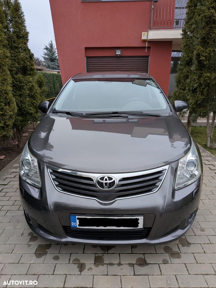 Toyota Avensis 2.2 D-CAT Luxury - 2