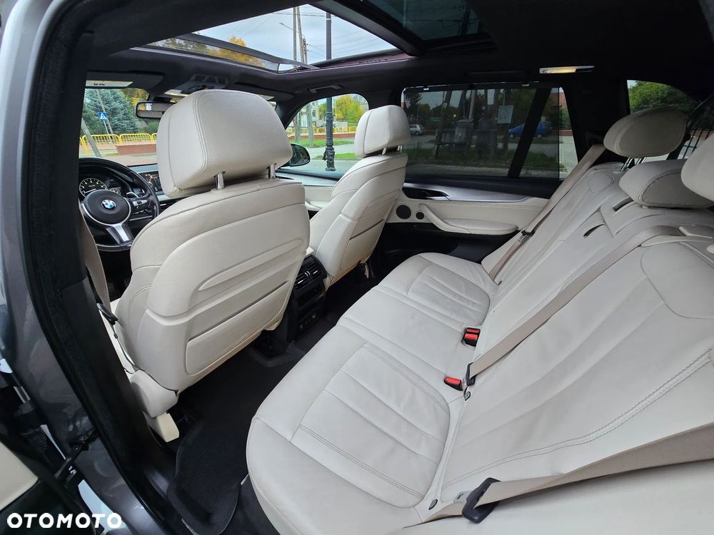 BMW X5 xDrive35i - 27