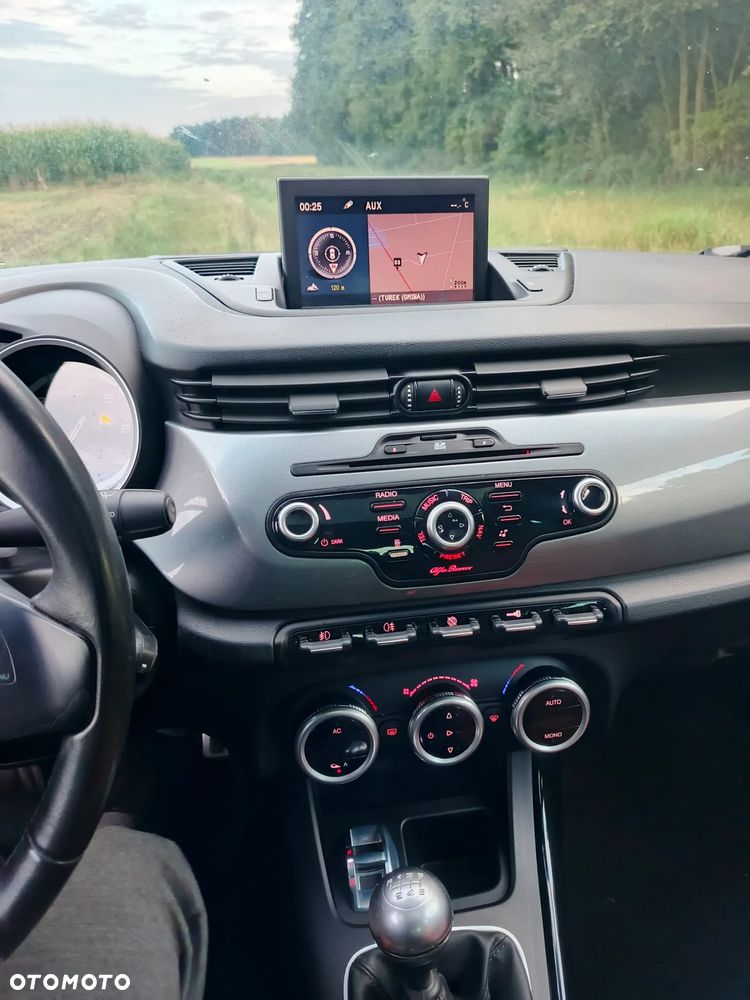 Alfa Romeo Giulietta 2.0 JTDM 16V - 7