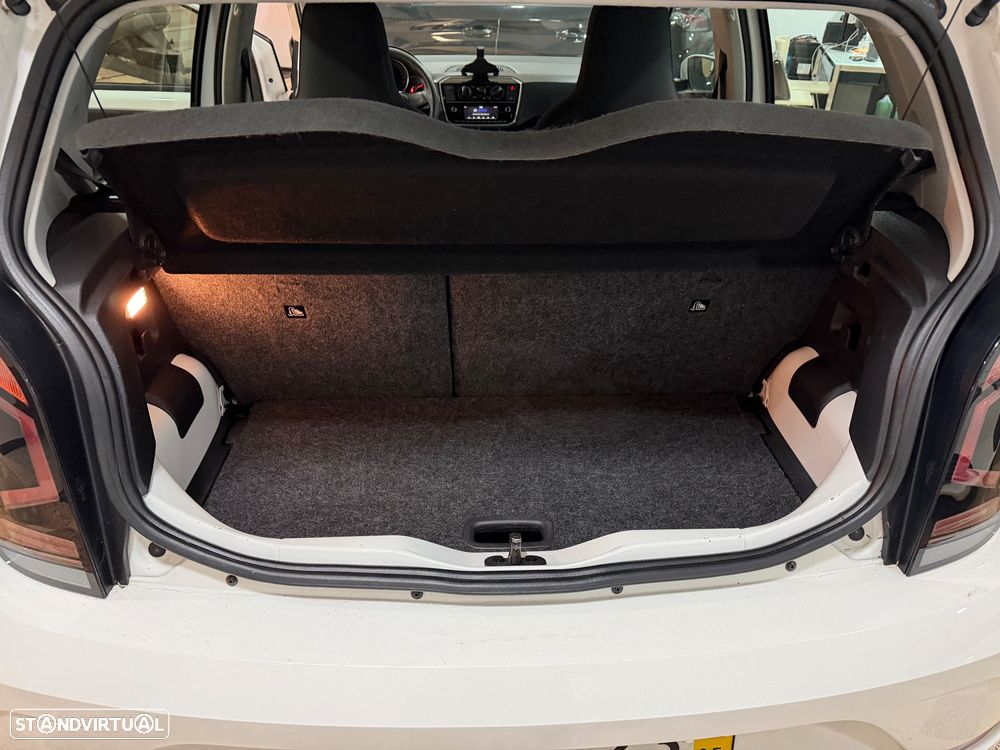 VW Up! 1.0 Move - 10