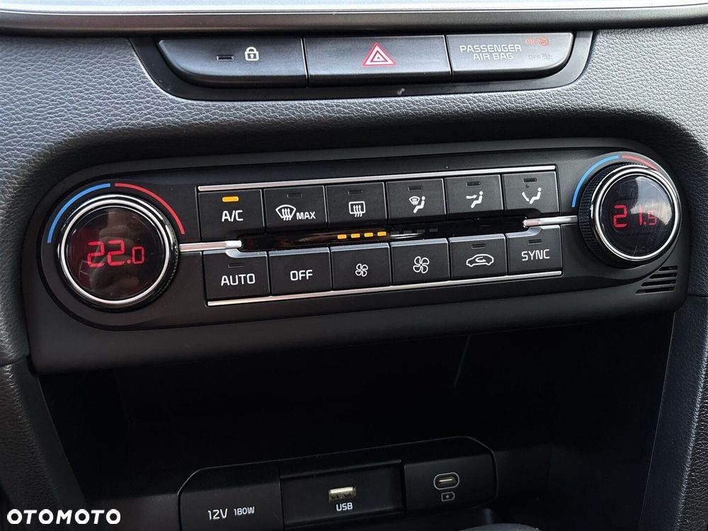 Kia XCeed 1.5 T-GDI M DCT - 22