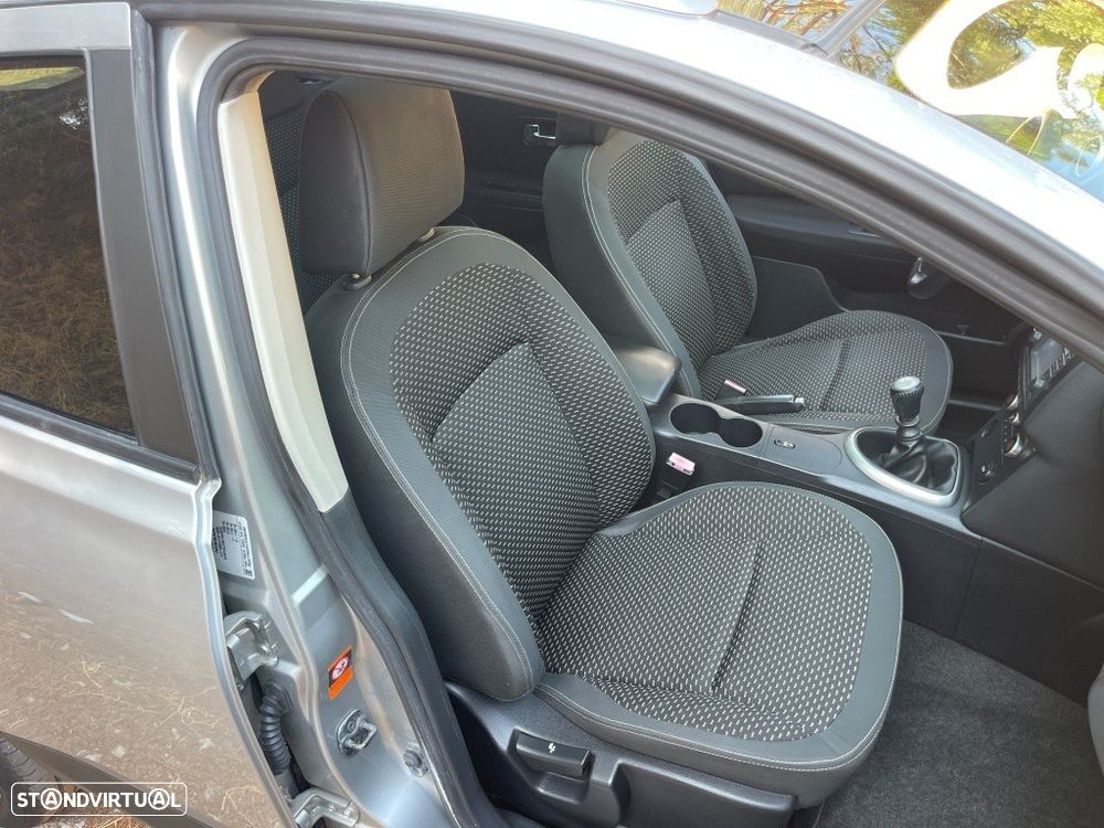 Nissan Qashqai 1.5 dCi Tekna Premium 17 - 32