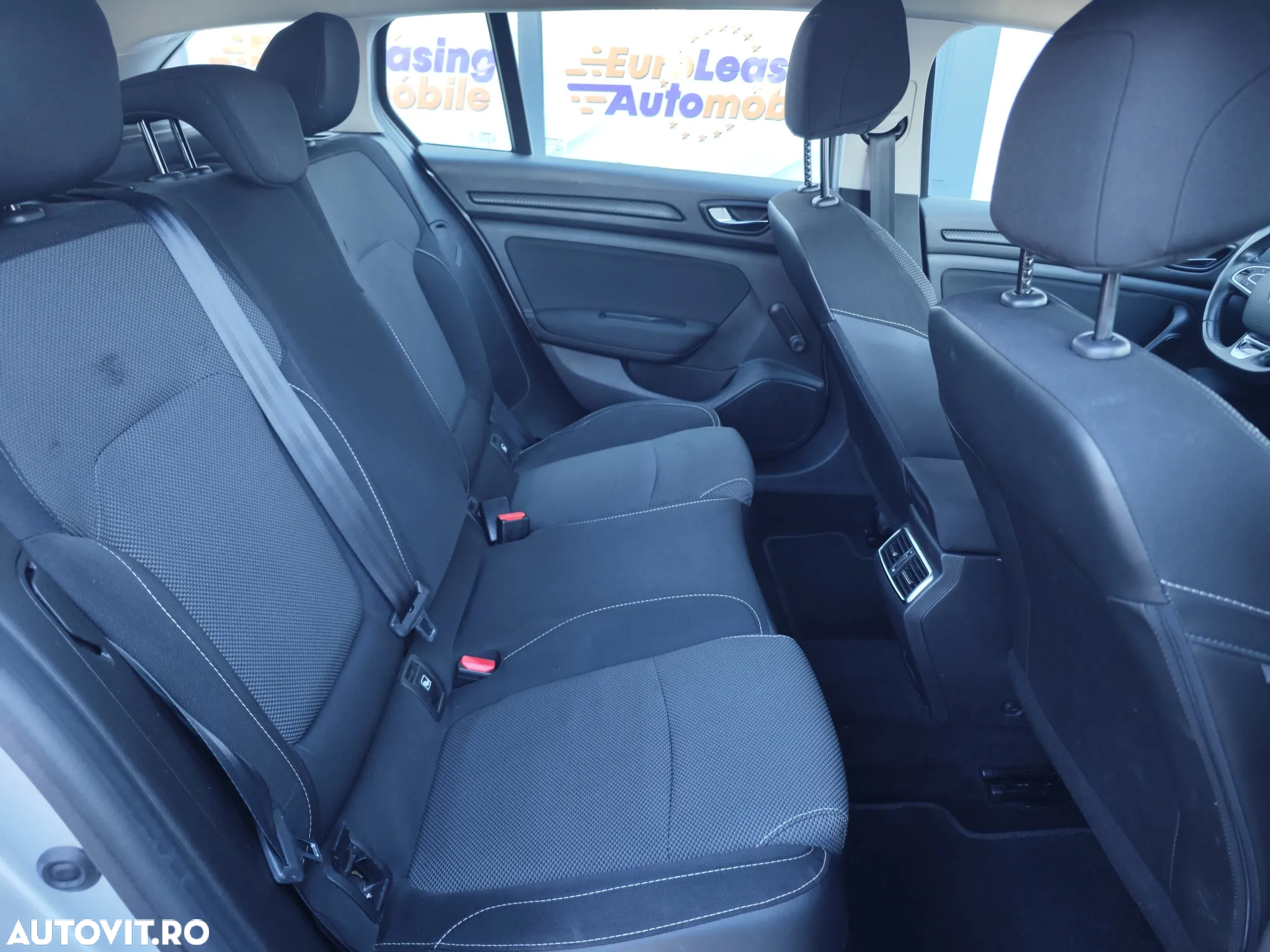 Renault Megane Estate 1.5 dCI Life - 14