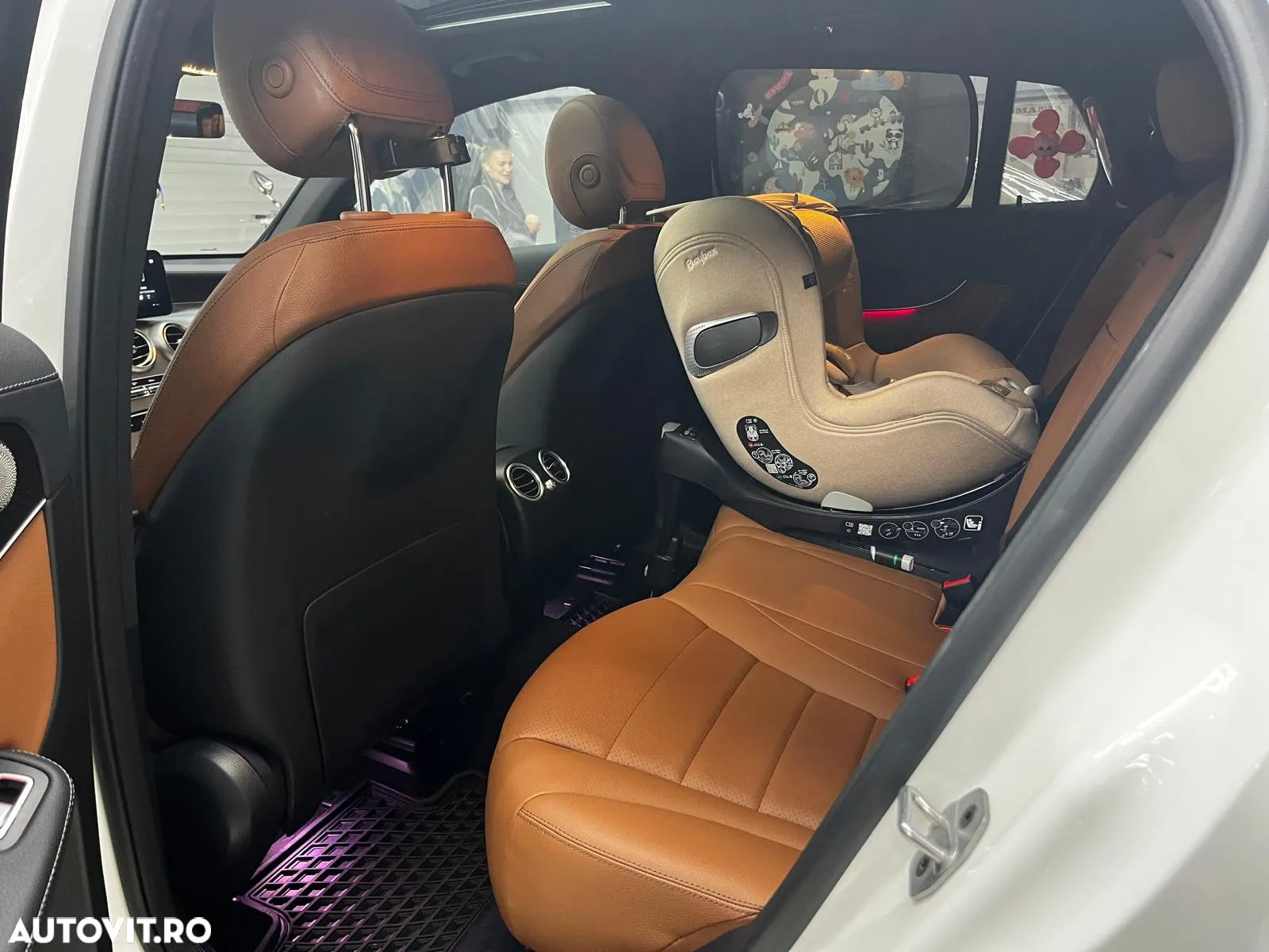 Mercedes-Benz GLC Coupe 300 4Matic 9G-TRONIC AMG Line - 23