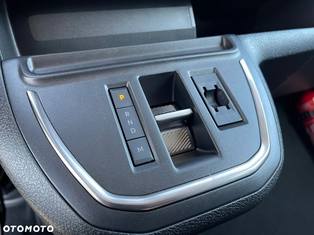 Toyota Proace Verso - 19