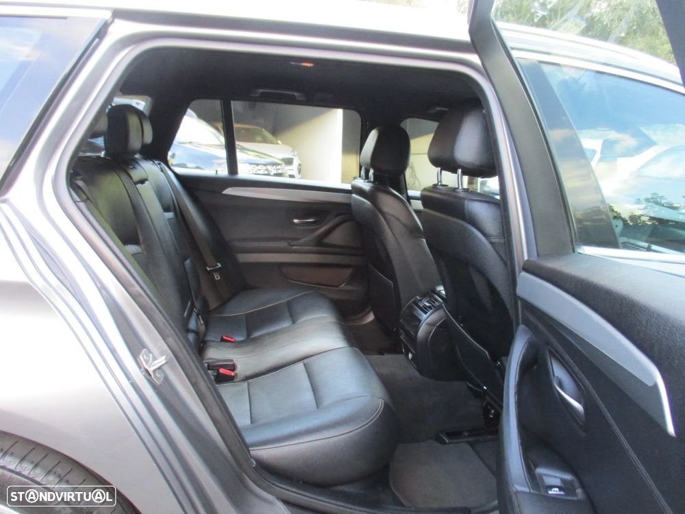BMW 520 d Line Luxury Auto - 23
