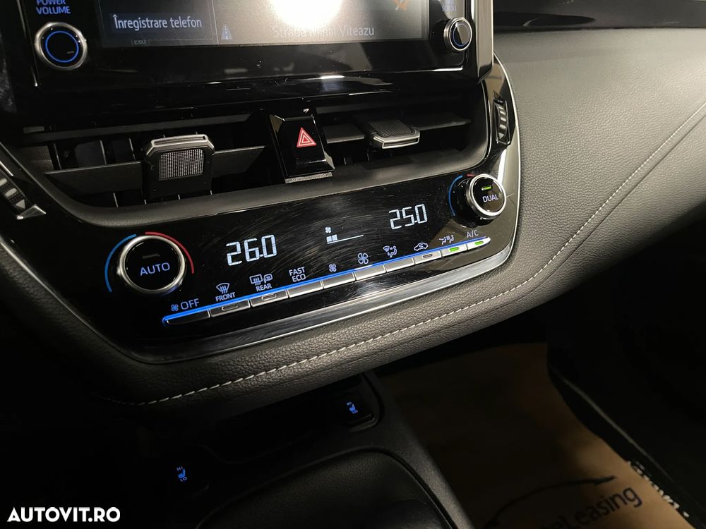 Toyota Corolla 1.8 Business Edition - 17