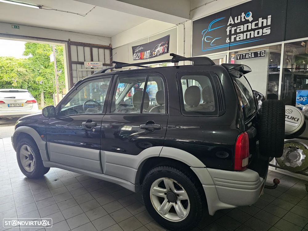 Suzuki Grand Vitara Metal Top 2.0 TDi - 5