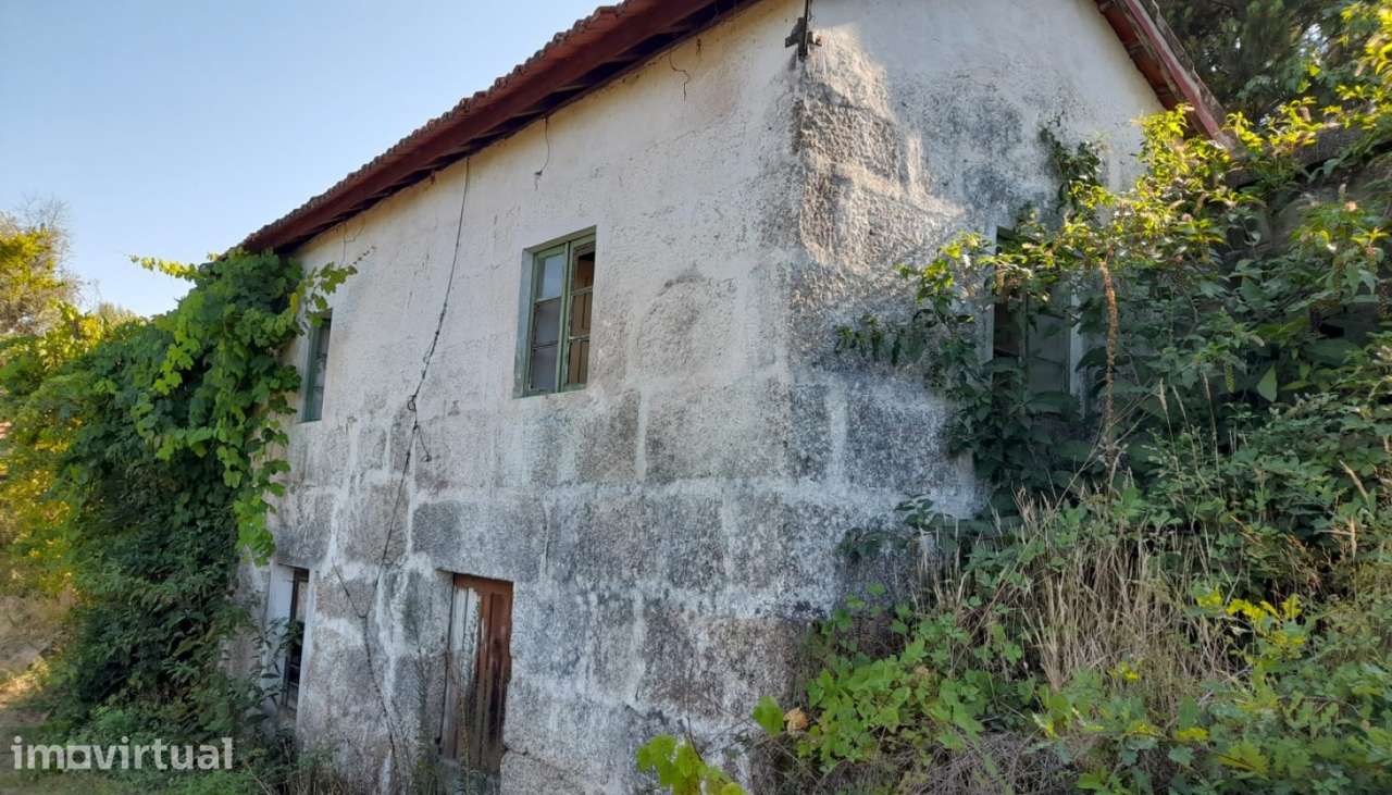 Venda Quinta c/ Moradia em pedra, Vila Caiz, Amarante - Grande imagem: 4/35