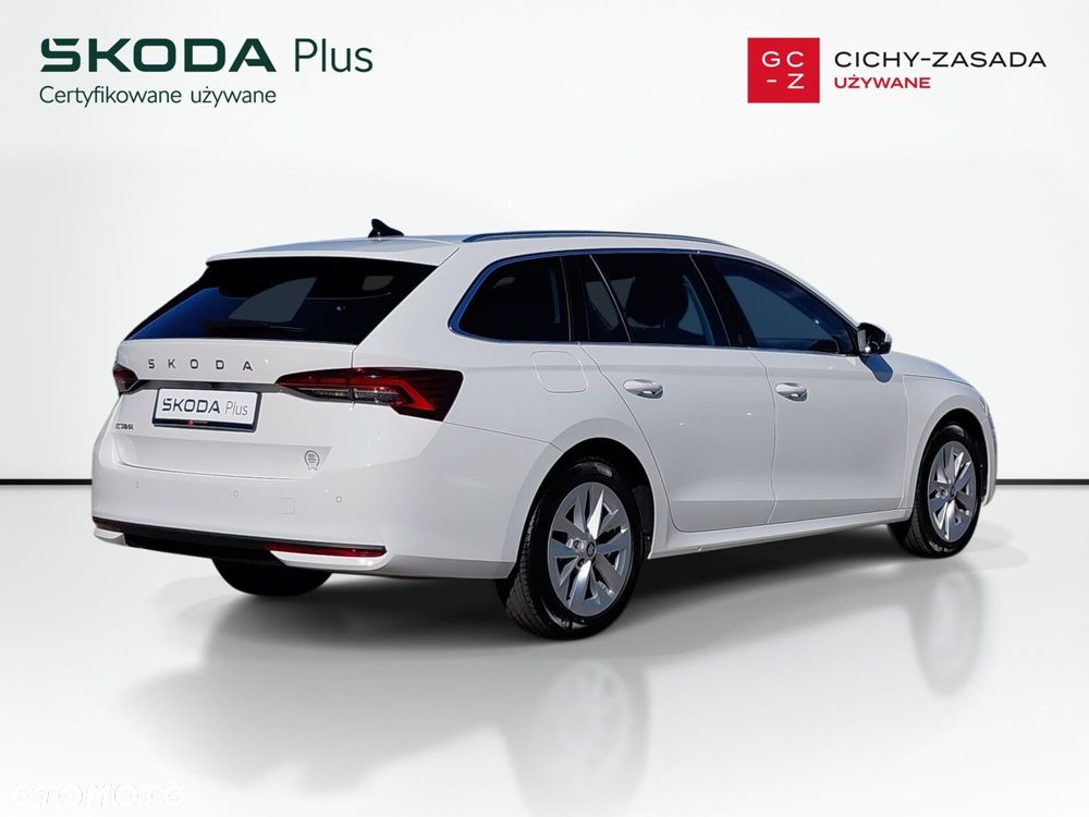 Skoda Octavia 1.5 TSI mHEV Selection DSG - 6