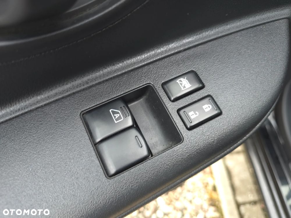 Nissan Micra 1.2 Visia AC/CD - 18