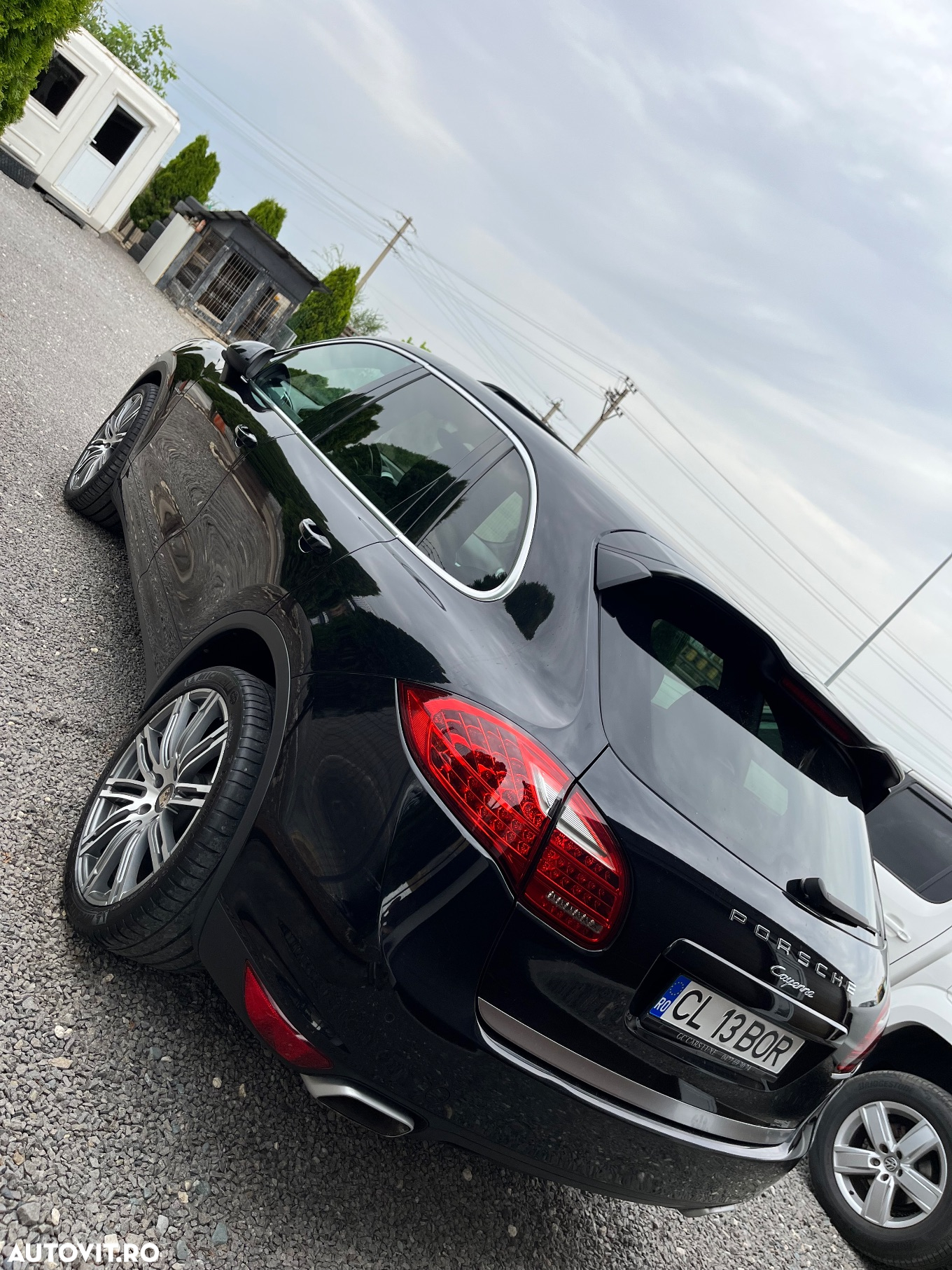 Porsche Cayenne 3.0 L V6 - 5