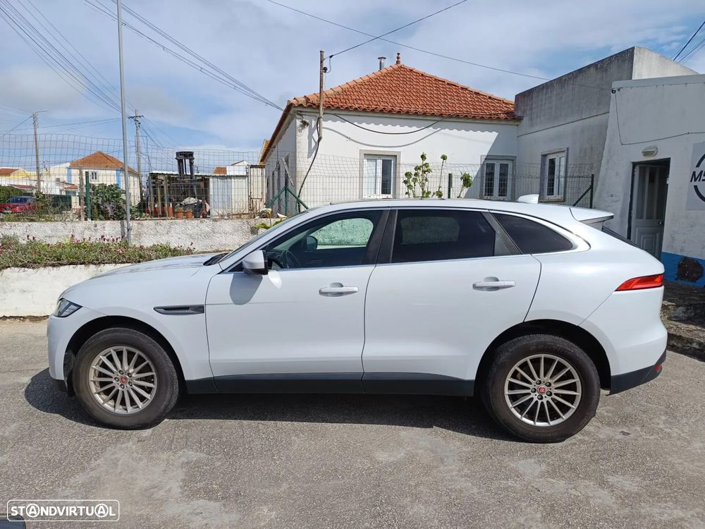 Jaguar F-Pace 2.0 i4D Prestige AWD - 2