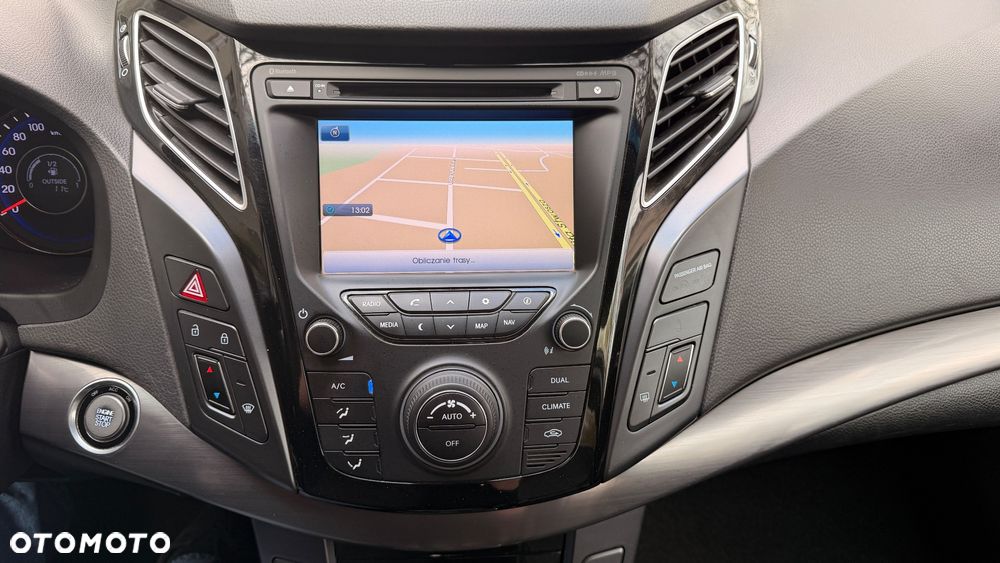 Hyundai i40 i40cw 1.7 CRDi Fifa World Cup Edition - 24