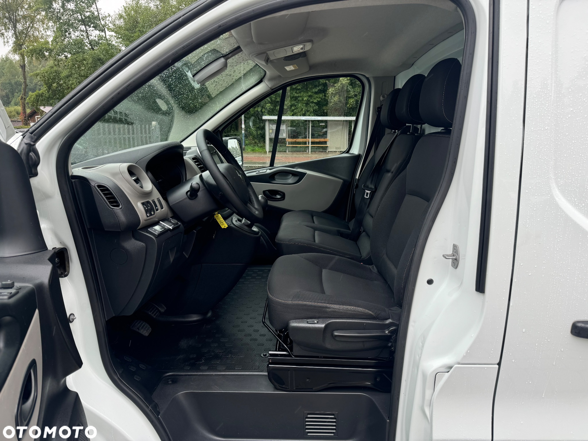 Renault Trafic - 17