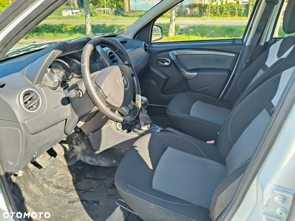 Dacia Duster 1.5 dCi Laureate S&S EU6 - 8
