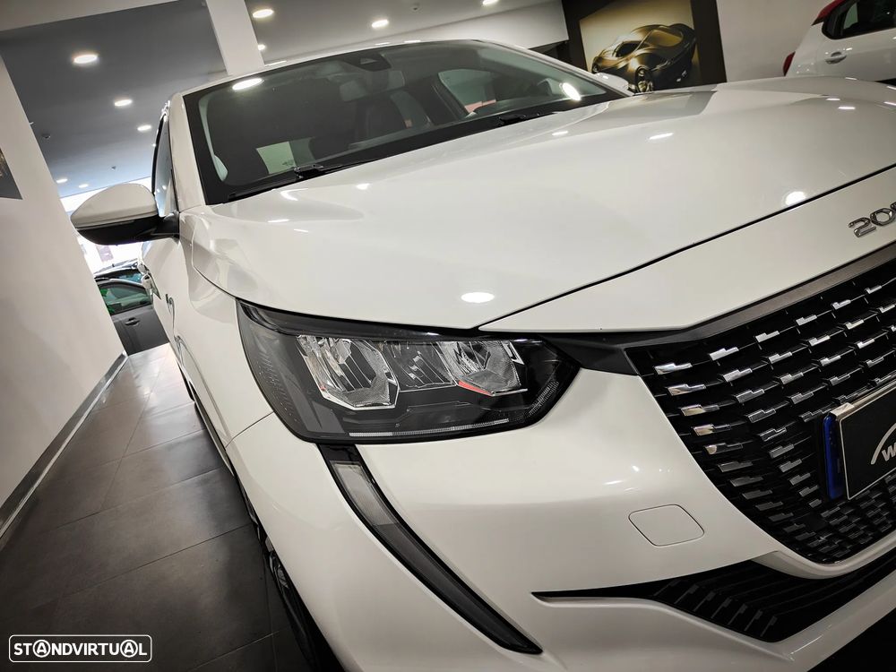Peugeot 208 1.2 PureTech Allure EAT8 - 6