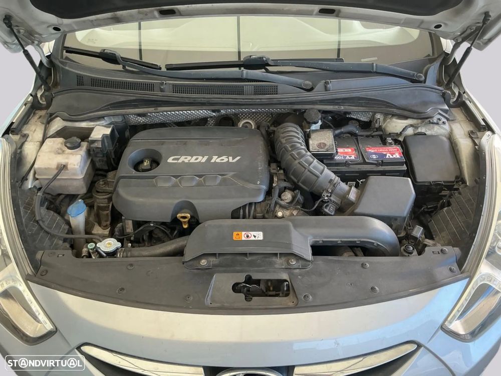 Hyundai i40 SW - 14
