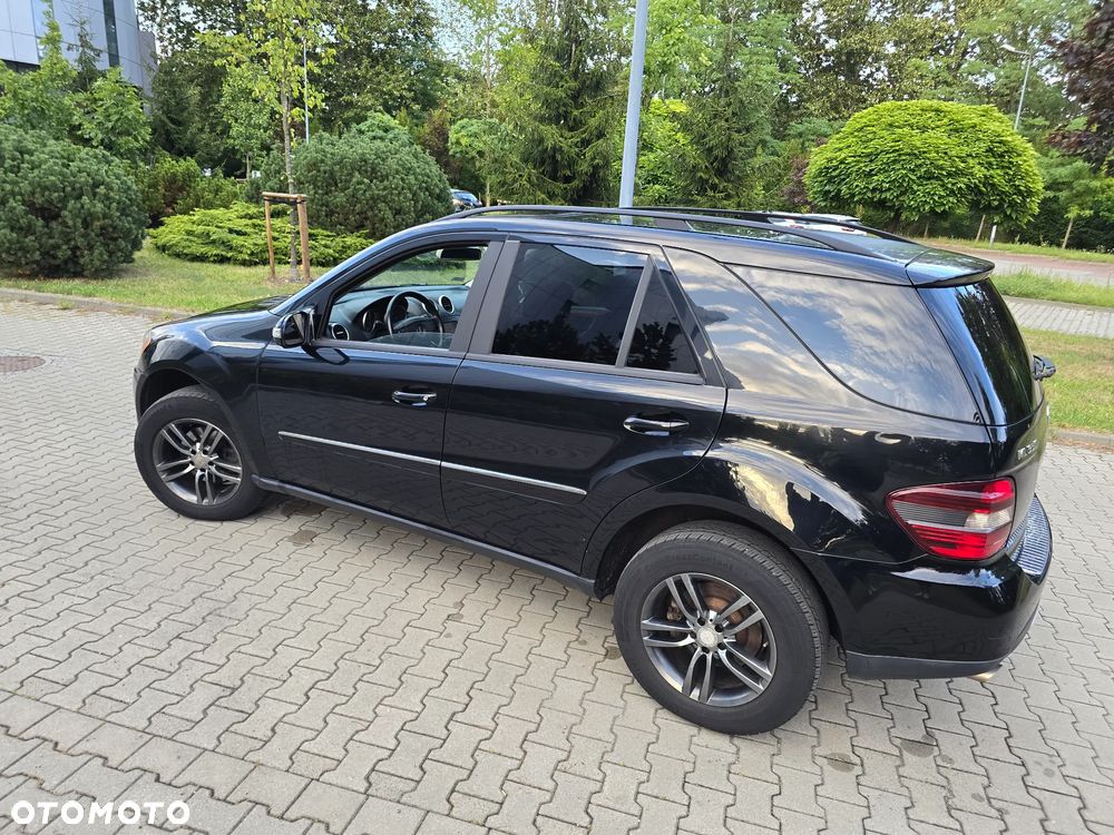Mercedes-Benz ML 350 4-Matic - 19