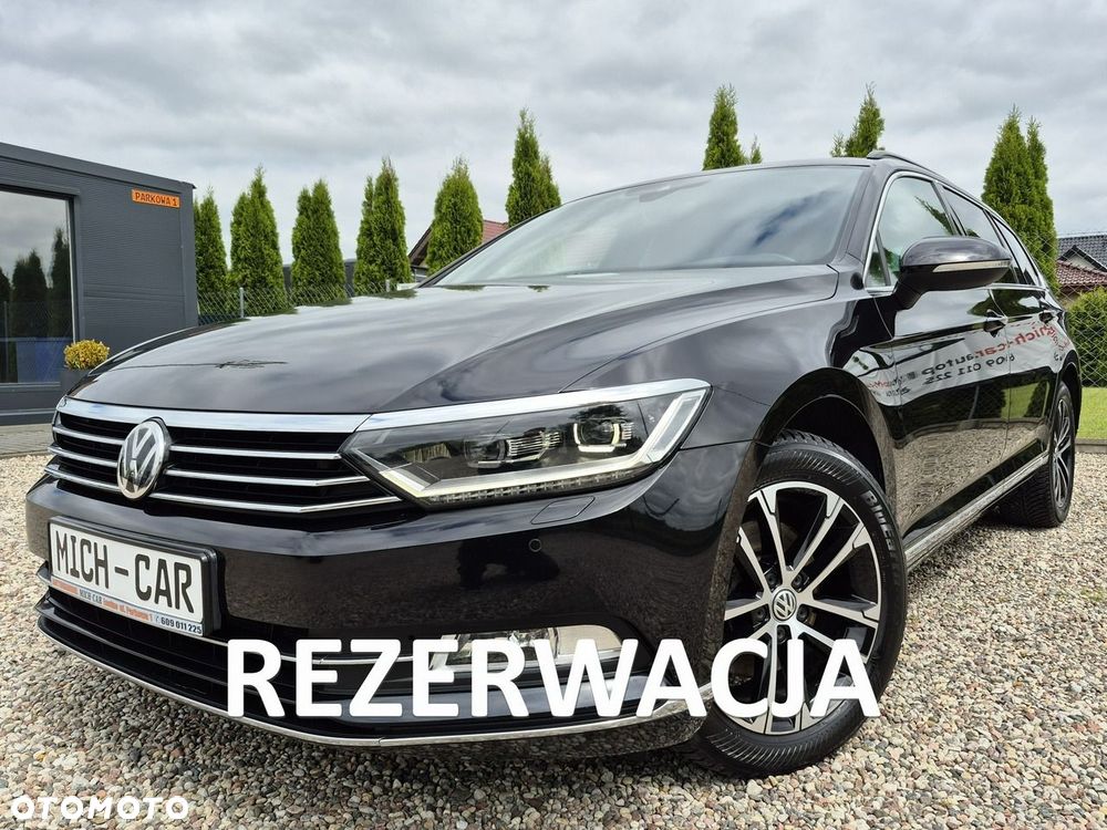 Volkswagen Passat - 1