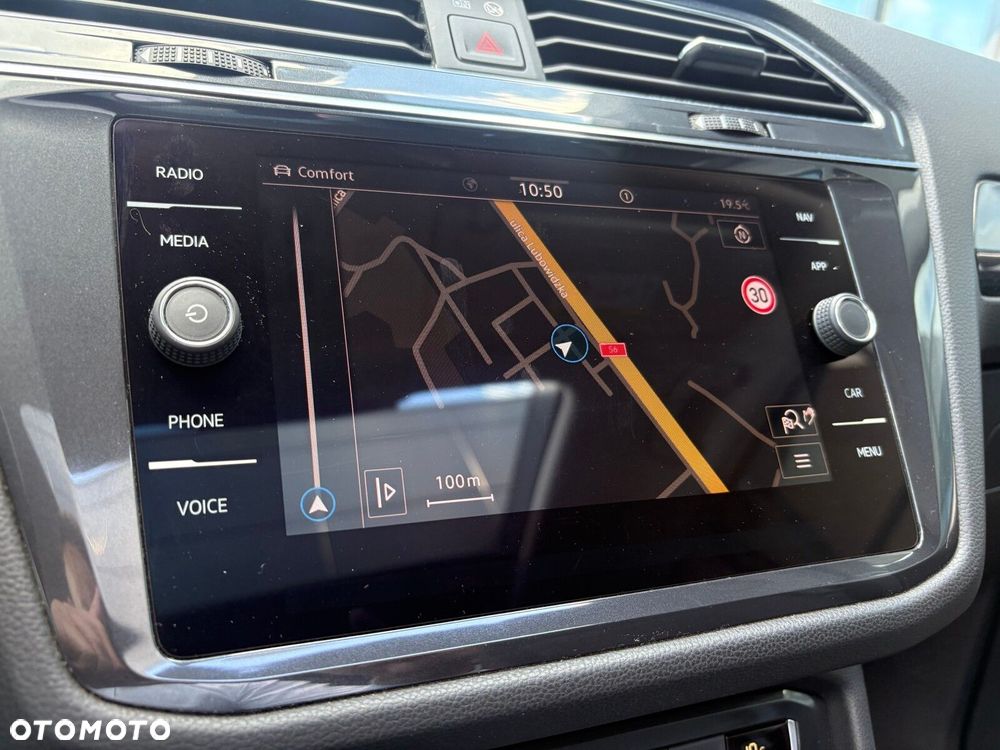 Volkswagen Tiguan Allspace - 38