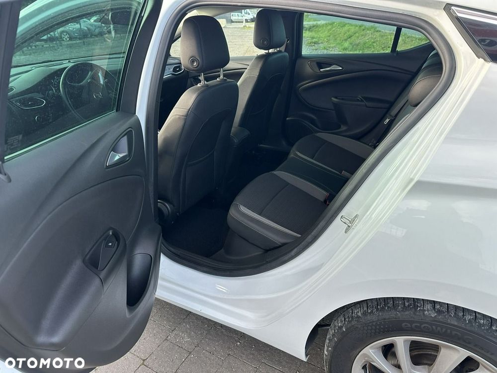 Opel Astra - 10