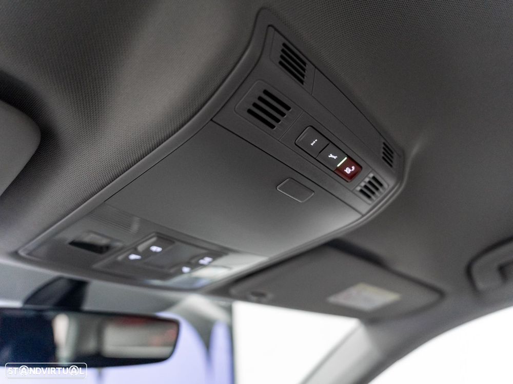 Skoda Superb Break 2.0 TDI DSG - 36