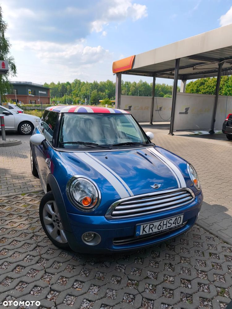 MINI Cooper Standard - 1