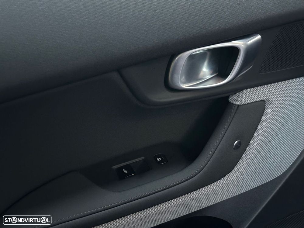 Polestar 2 Long Range 82 kWh AWD Performance Plus - 12