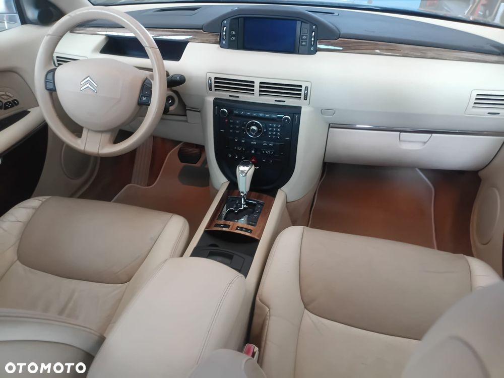 Citroën C6 - 15