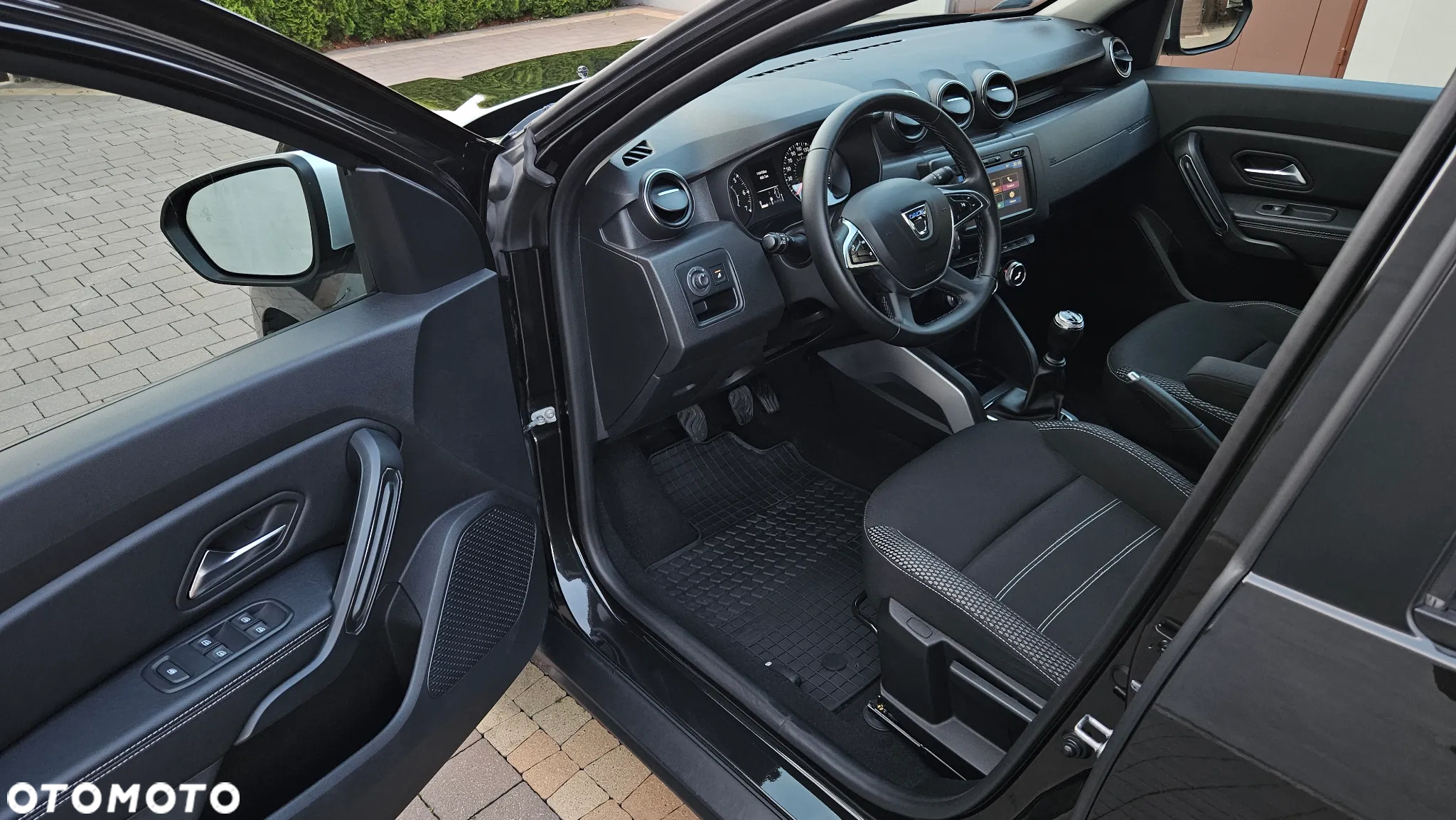 Dacia Duster 1.6 SCe Prestige - 20
