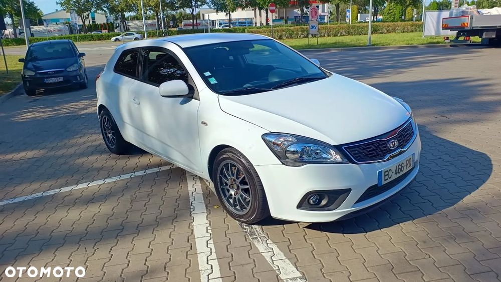 Kia Ceed 1.6 CRDi 128 97g Edition 7 - 5