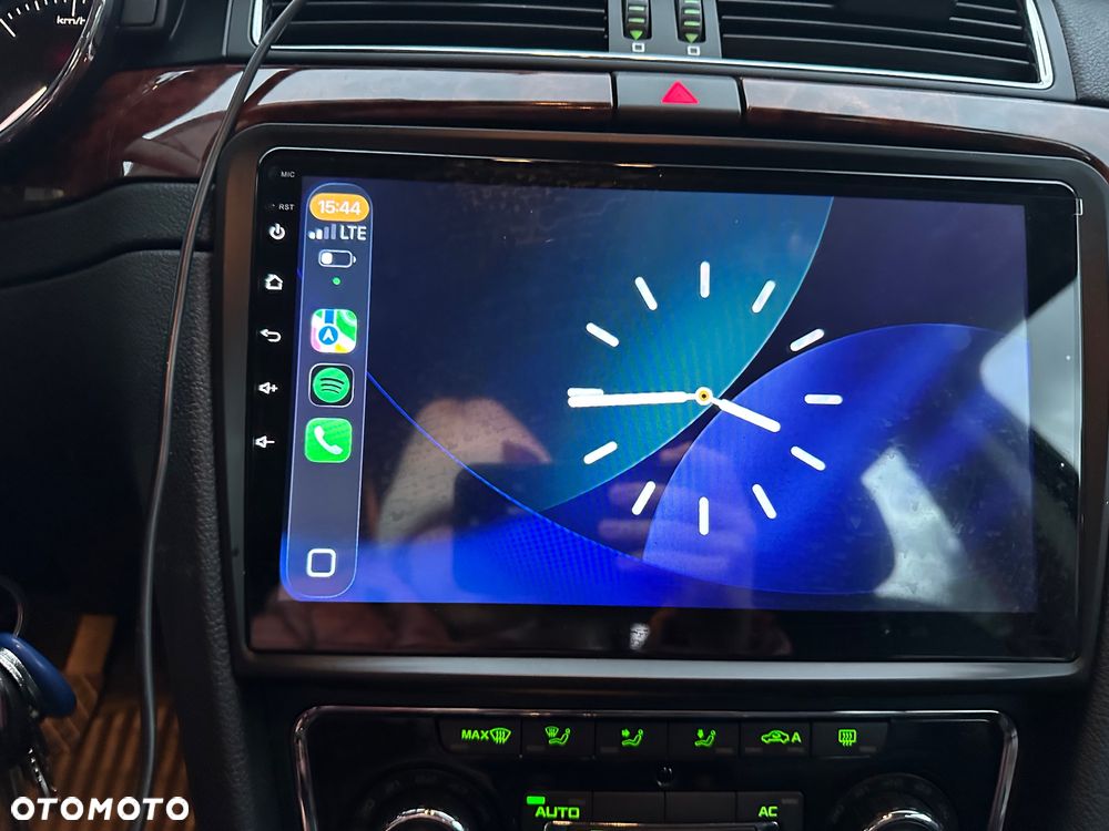 Skoda Superb 2.0 TDI 4x4 Platinum - 17