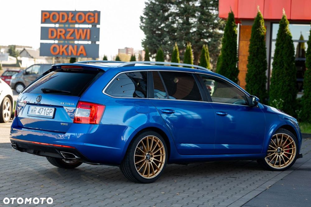 Skoda Octavia 2.0 TSI RS DSG - 10