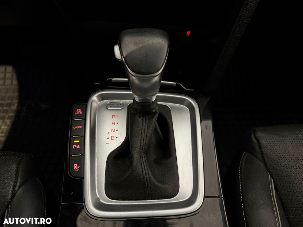 Kia XCeed 1.6 GDI 6DCT PHEV Vision - 23