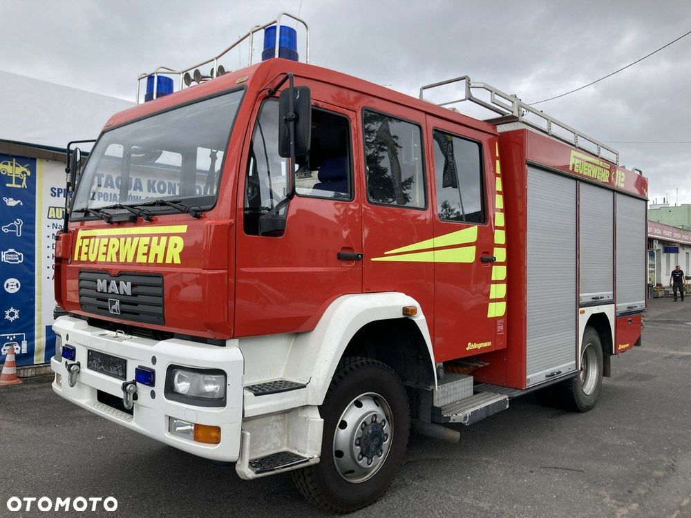 MAN MAN 15,250 Straż pożarna gaśnicza 9-osobowa 4X4 Wóz strażacki 2003 - 2