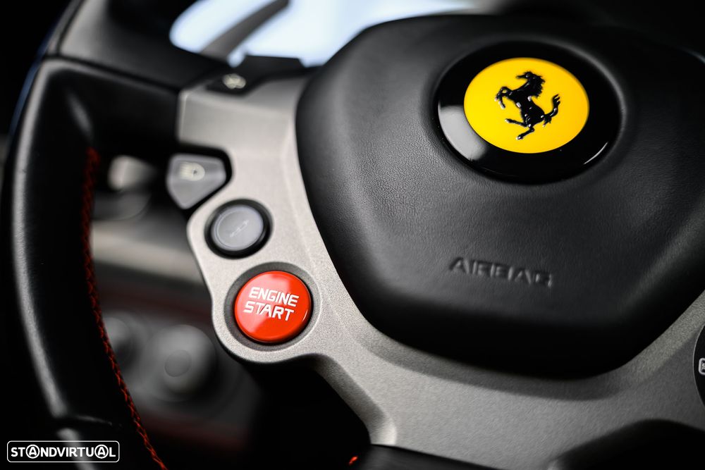 Ferrari 458 Italia Spider - 23