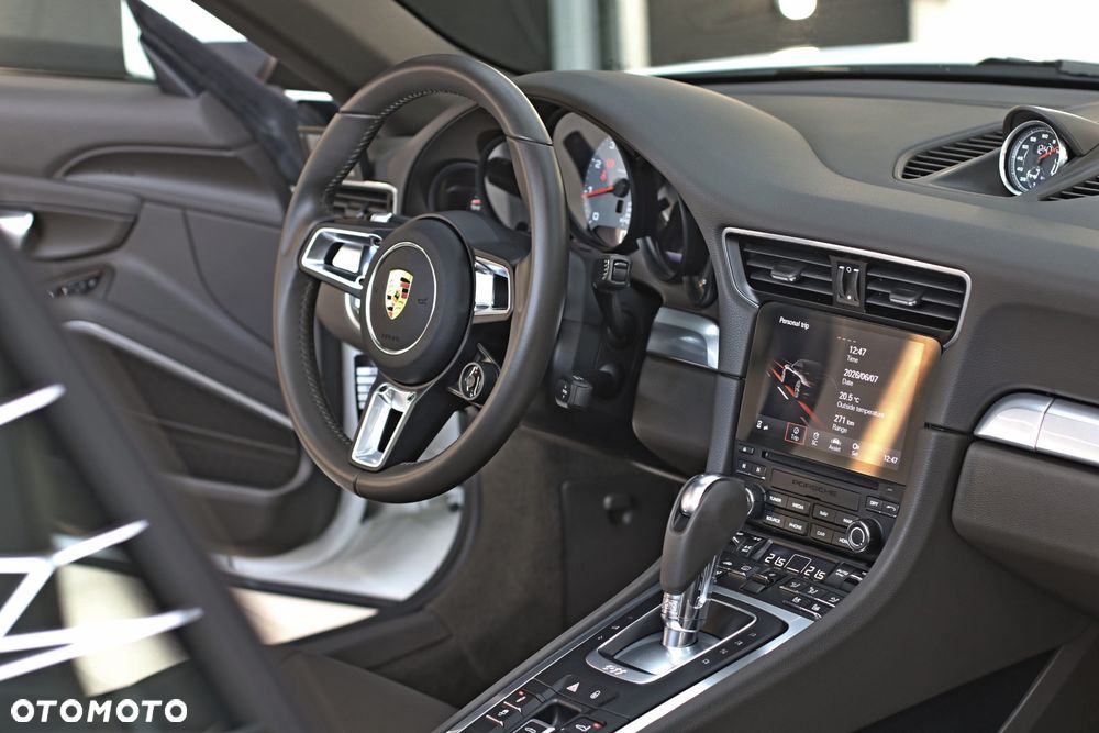 Porsche 911 Carrera 4S PDK - 7