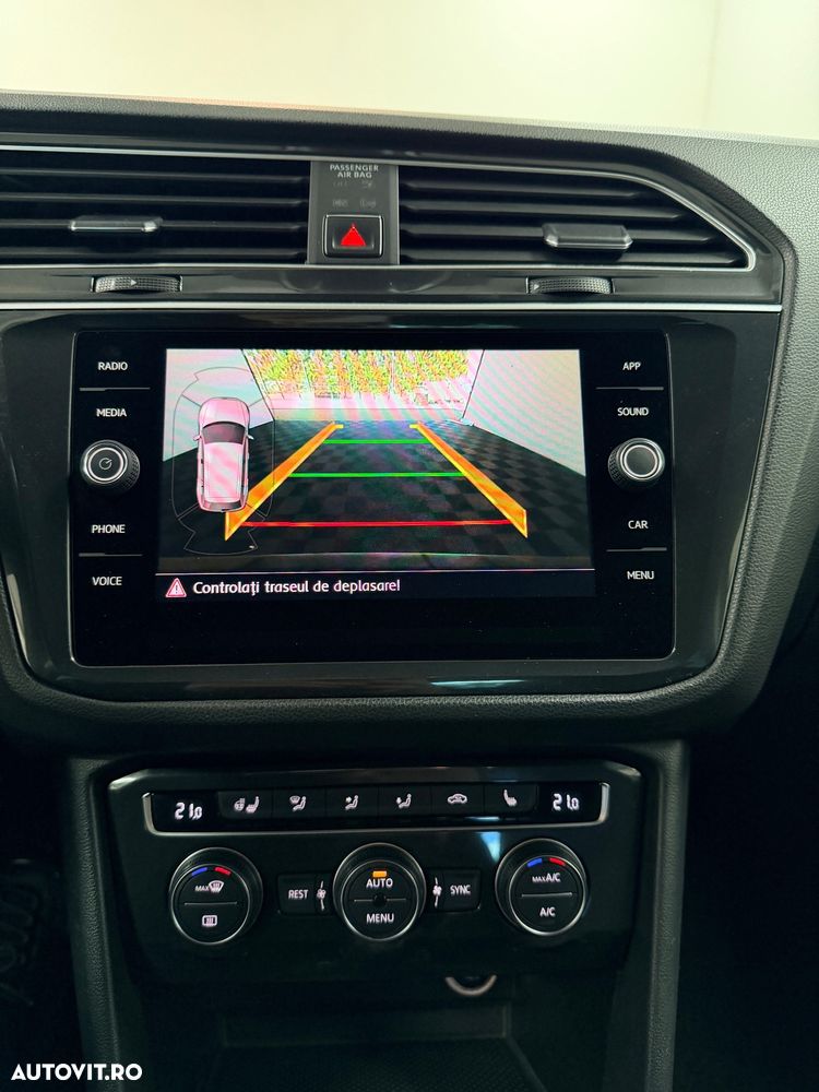 Volkswagen Tiguan 2.0 TDI SCR 4MOTION DSG Highline - 31