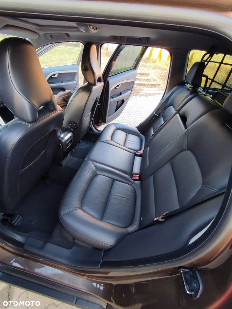 Volvo XC 70 D5 AWD Summum - 28