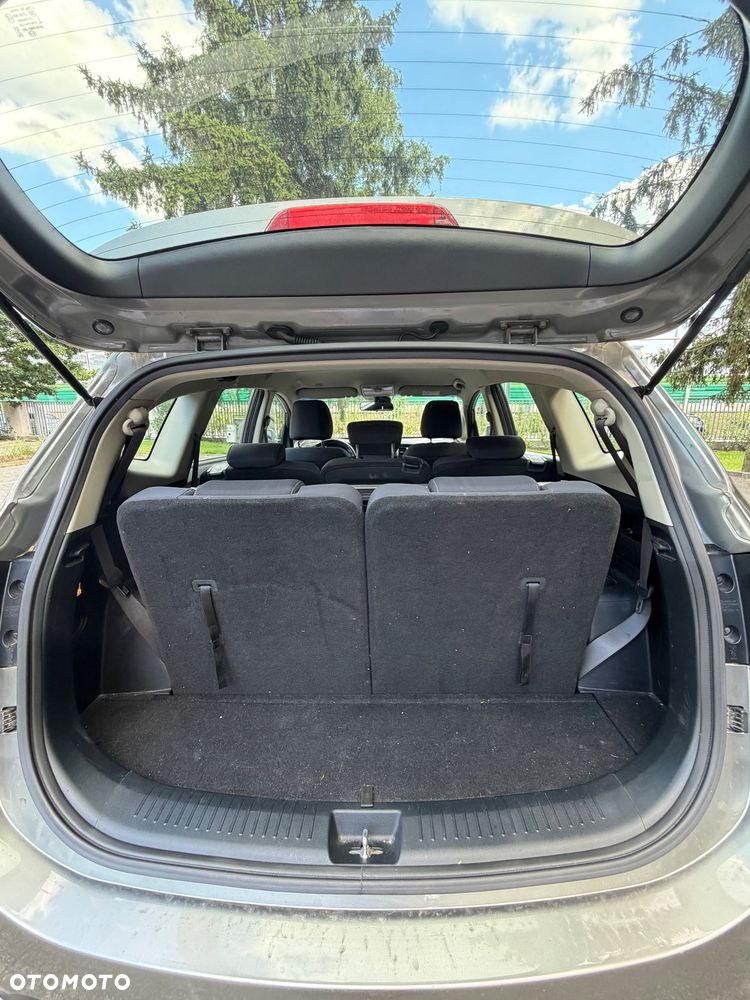 Kia Carens 1.6 GDI L 7os - 17