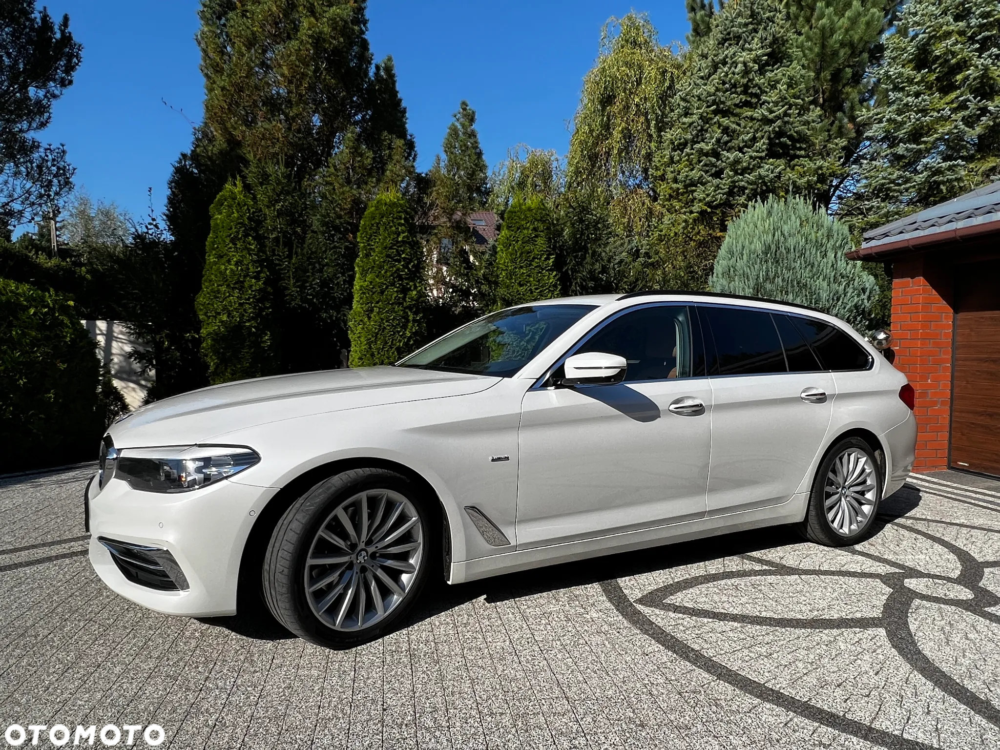 BMW Seria 5 520d Luxury Line - 4