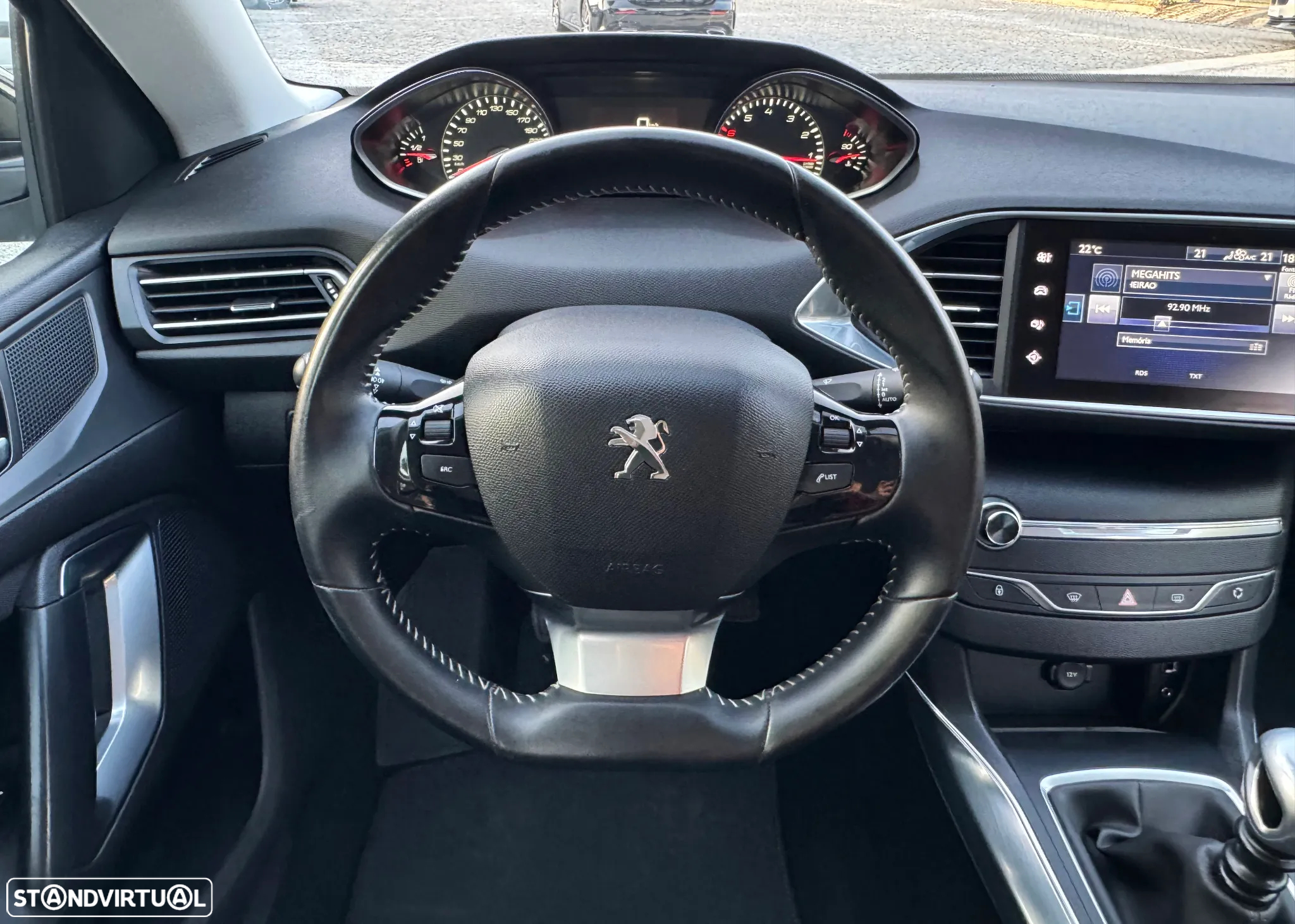 Peugeot 308 SW 1.2 PureTech Allure Full LED - 19