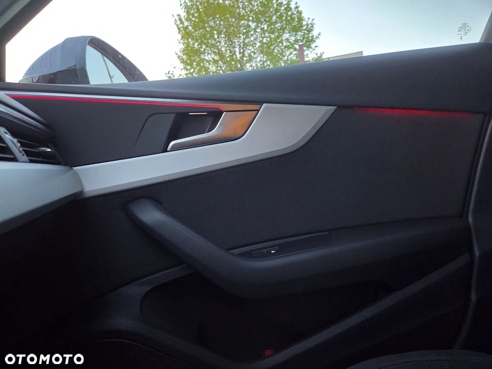 Audi A4 Limousine 35 TFSI mHEV S tronic - 18